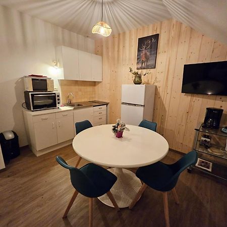 Gite Eglantine 2 A 6 Personnes Avec Spa Et Salle De Jeux Dans La Residence Ventron Ngoại thất bức ảnh