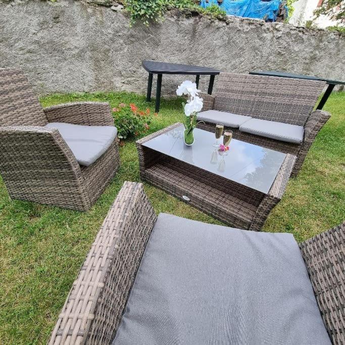 Gite Eglantine 2 A 6 Personnes Avec Spa Et Salle De Jeux Dans La Residence Ventron Ngoại thất bức ảnh