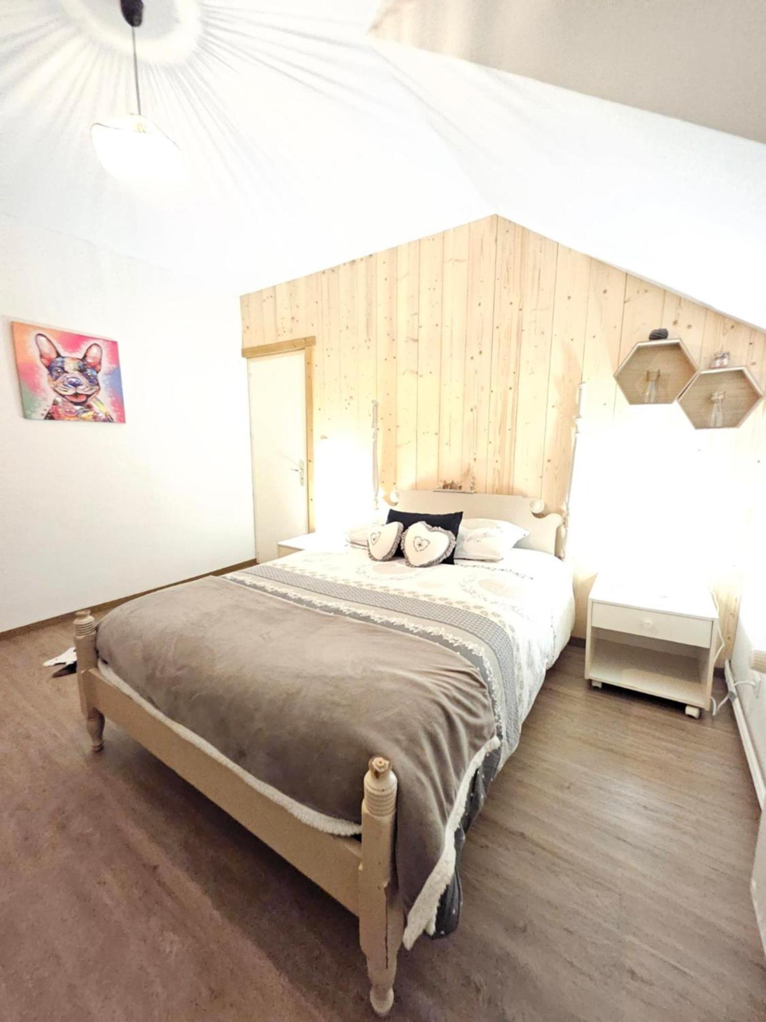 Gite Eglantine 2 A 6 Personnes Avec Spa Et Salle De Jeux Dans La Residence Ventron Ngoại thất bức ảnh