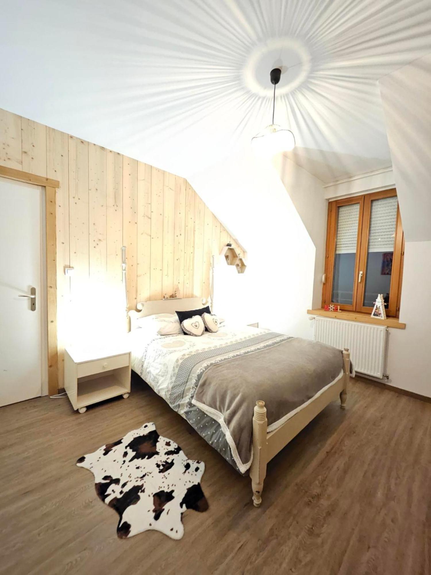 Gite Eglantine 2 A 6 Personnes Avec Spa Et Salle De Jeux Dans La Residence Ventron Ngoại thất bức ảnh