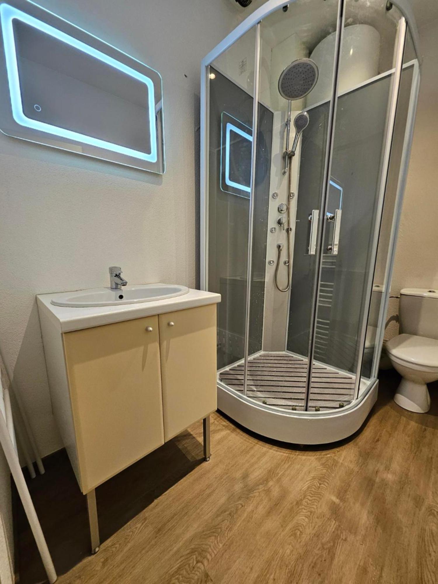 Gite Eglantine 2 A 6 Personnes Avec Spa Et Salle De Jeux Dans La Residence Ventron Ngoại thất bức ảnh